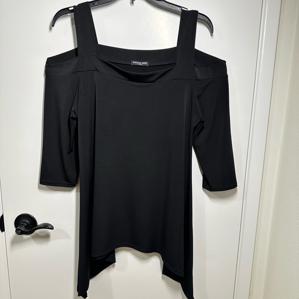 Cha Cha Vente Black Asymmetrical Cut Out Blouse
